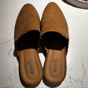 Qupid Cognac Faux Leather Braided Mules